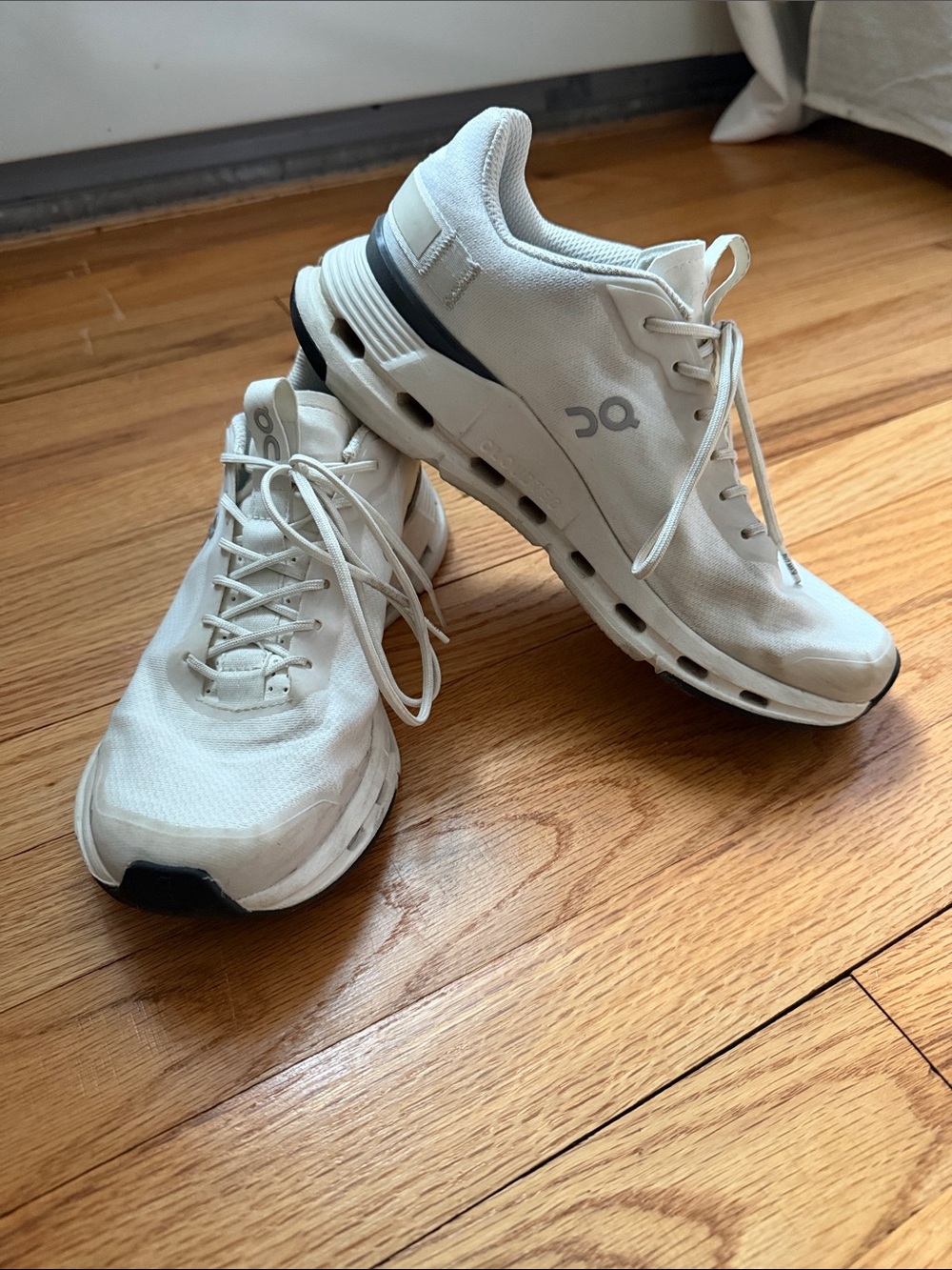On Running Women’s Cloud Nova (low profile)